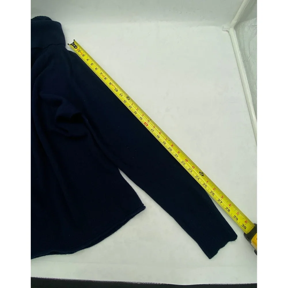 Celtic & Co Navy Blue Turtleneck Knit Sweater L‎ women's small 100% lambs wool